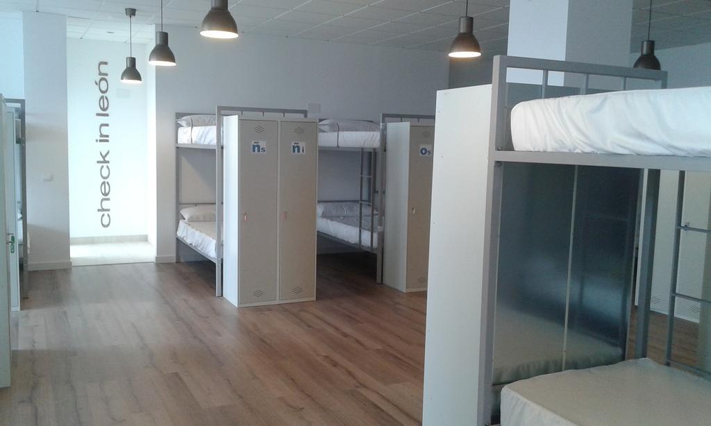 Check In Leon Hostel Kamer foto